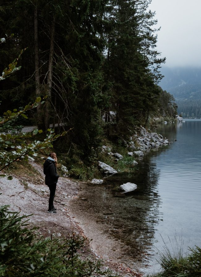 Wildlovehunters_loes-krekels_Hochzeitsfotografin_Austria_Eibsee-Germany_Destination-wedding